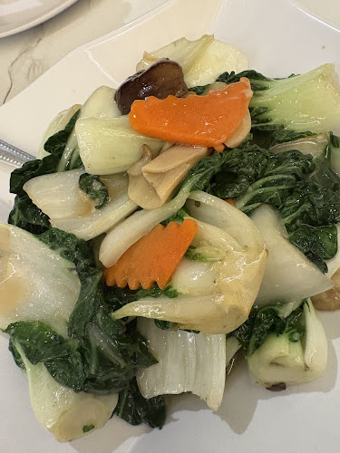 White Restaurant (Sun Plaza) - Hospitality and gastronomy