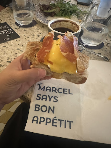 MERCI MARCEL TIONG BAHRU - Hospitality and gastronomy