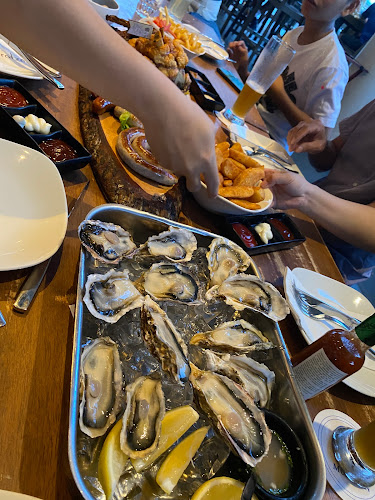 Comentarii opinii despre Brotzeit German Beer Bar and Restaurant - VivoCity