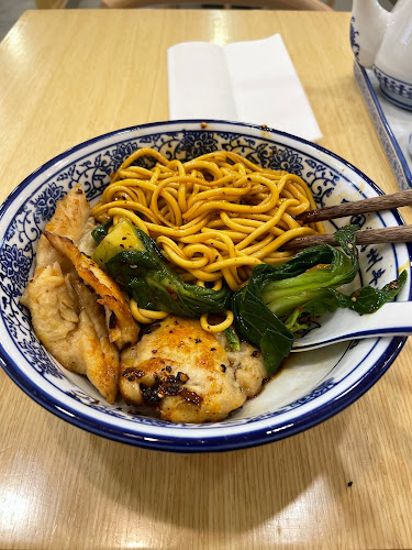 Tongue Tip Lanzhou Beef Noodles 舌尖尖 (Century Square)