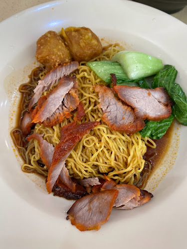 亚华烧腊面家 (Ya Hua BBQ & Wanton Noodle House) - Hospitality and gastronomy