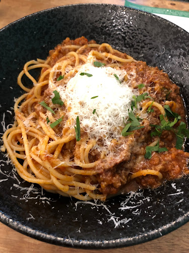 Opinii despre Plank Sourdough Pizza - Serangoon Garden în Singapore - Hospitality and gastronomy