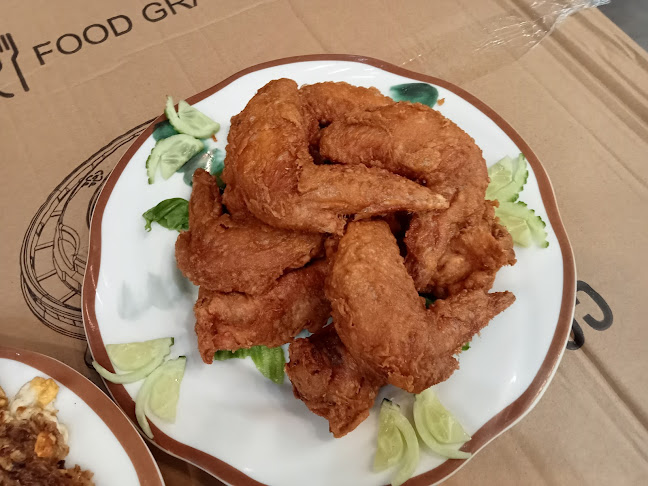 233 Lor 8 Toa Payoh, Singapore 310233