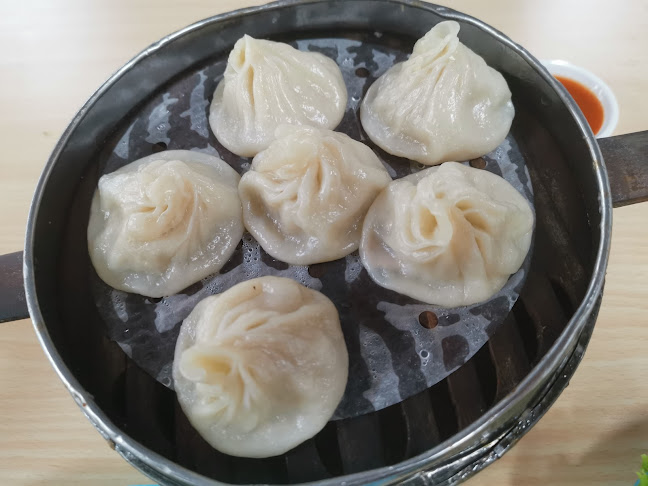 Chinatown Complex - Hospitality and gastronomy