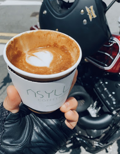 Comentarii opinii despre Asylum Coffeehouse