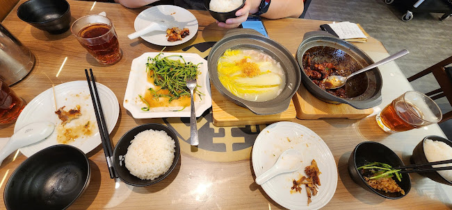 1 HarbourFront Walk, #02-85/86/87 VivoCity, Singapore 098585