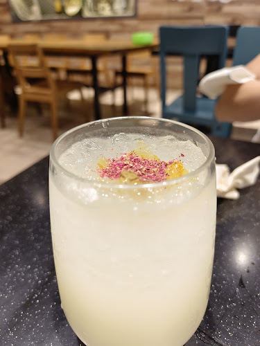 Dancing Crab (Northshore Plaza II) - Hospitality and gastronomy