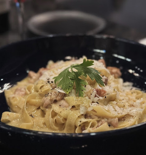 40 Lor Mambong, Singapore 277695