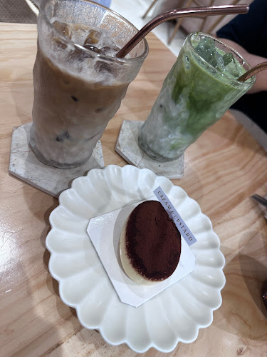 Wanderlust Cafe Singapore - Hospitality and gastronomy