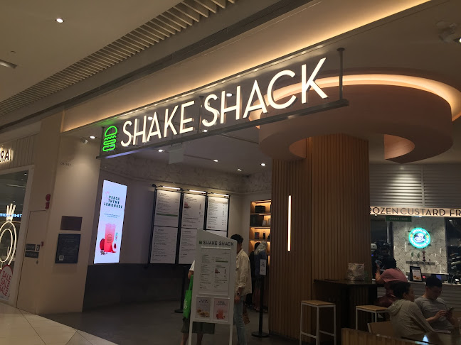 Opinii despre Shake Shake in a Tub - Suntec City în Singapore - Hospitality and gastronomy