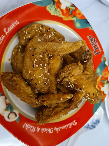 88 Chicken (팔팔치킨) - Hospitality and gastronomy