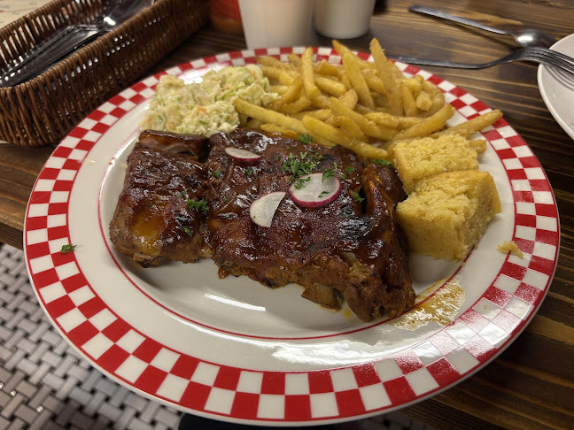 Joji's Sandwich Parlour - Hospitality and gastronomy