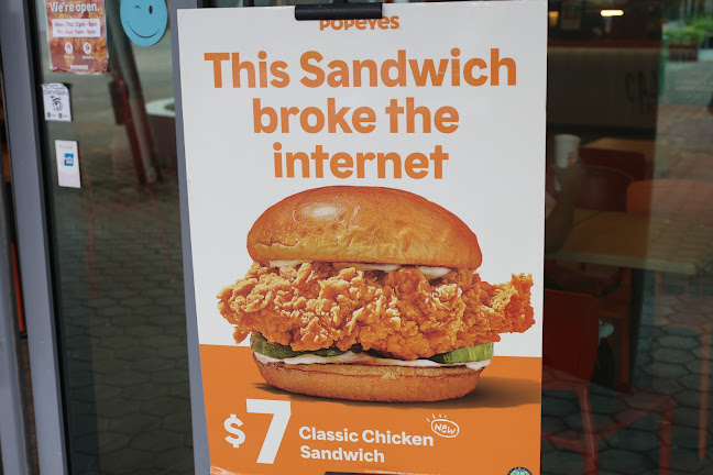 1 Stadium Pl, ＃02-02 Wave Mall, Singapore 397628