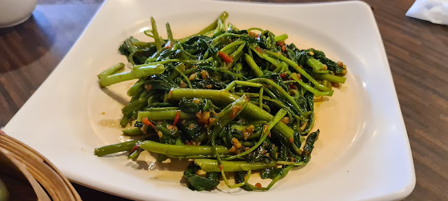 197 E Coast Rd, Singapore 428901