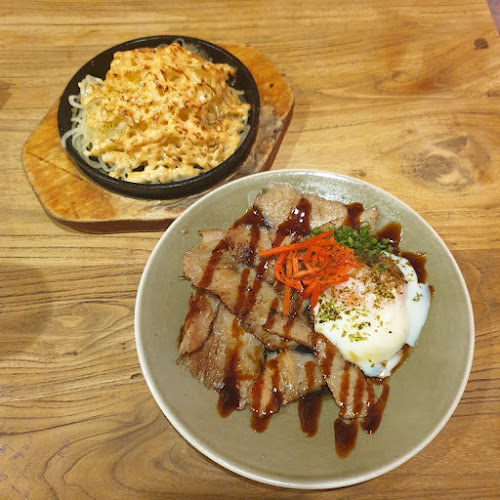 Comentarii opinii despre Shukuu Japanese Izakaya and Bar