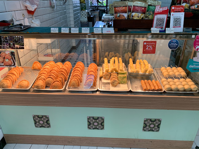 Nyonya Curry Puff Cafe - Singapore