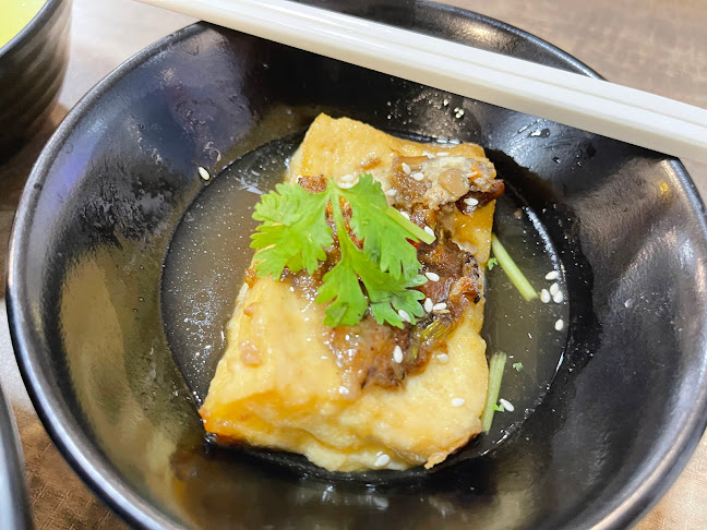 Comentarii opinii despre Fire Flies (formerly known as "Thunder Tree" )