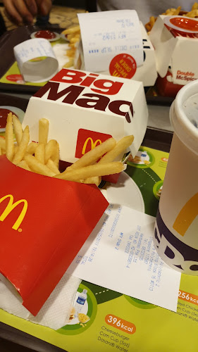 McDonald's Singapore Polytechnic - Hospitality and gastronomy