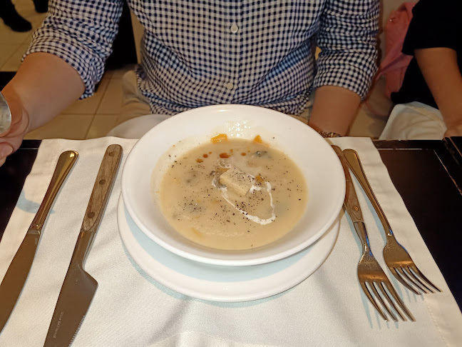 Angus Steak House - Singapore