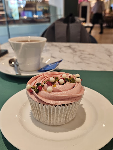 370 Alexandra Rd, #01-23/24/25/35/36 Anchorpoint Shopping Centre, Singapore 159953