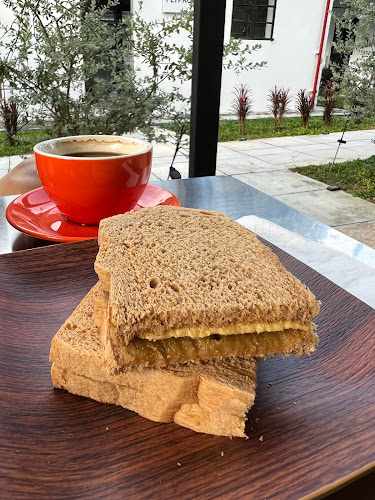 Comentarii opinii despre Bellerbys House