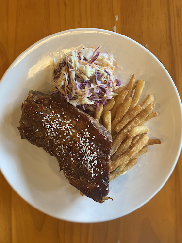 Opinii despre Grapevine Cafe Bar & Restaurant în Singapore - Hospitality and gastronomy