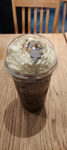 Comentarii opinii despre Starbucks Terminal 1 Transit