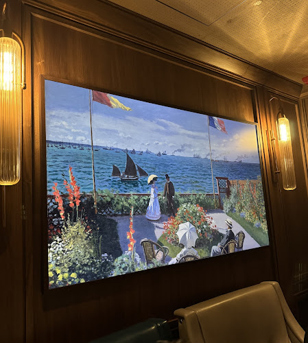 Opinii despre Capitol Cigar & Whisky Lounge by Quaich Bar în Singapore - Hospitality and gastronomy