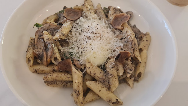 383 Bukit Timah Rd, #01-09B, Singapore 259727