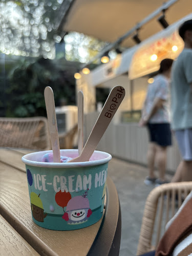 Ice Cream Man and Friends - Hospitality and gastronomy