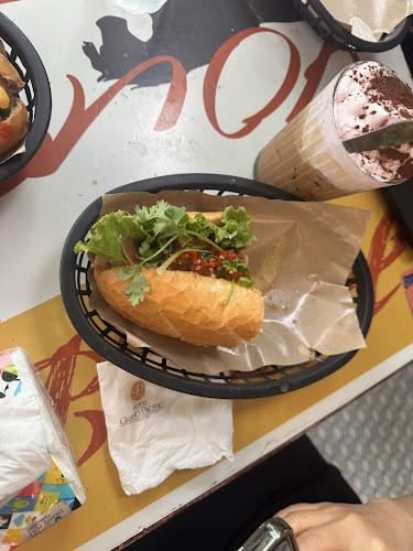 Comentarii opinii despre Joo Chiat Banh Mi Ca Phe