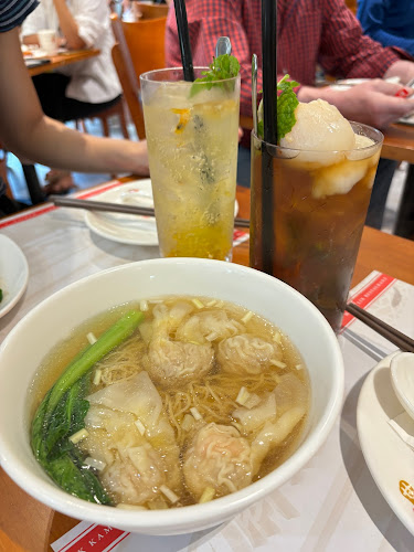 Kam’s Roast (Jewel) 甘牌燒味 - Singapore