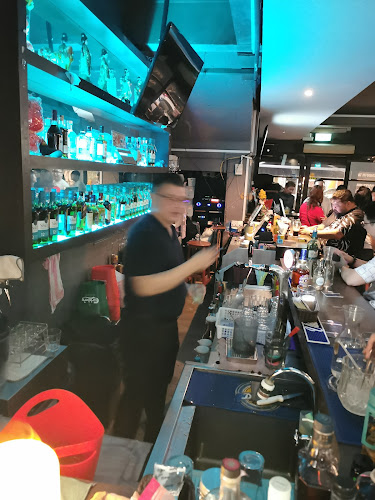 Cyclone Party Pub - Singapore