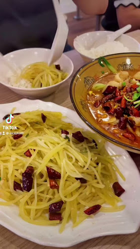 3 Yuan Ching Rd, #01-01, Singapore 618642