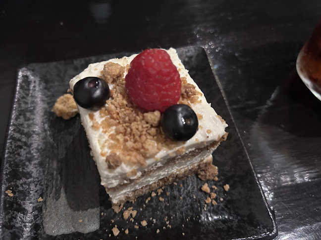 Perle Noire Oyster & Grill Bar (Holland Village)