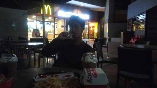 Opinii despre McDonald's Parkway în Singapore - Hospitality and gastronomy