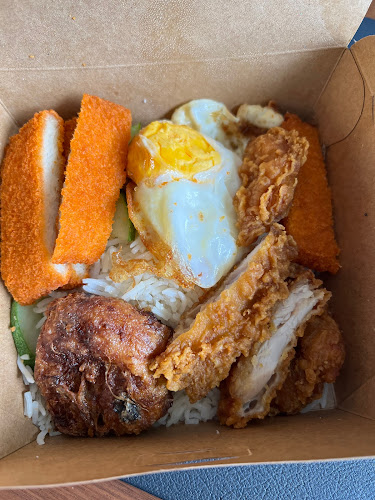 Comentarii opinii despre Crave Nasi Lemak @ Compass One