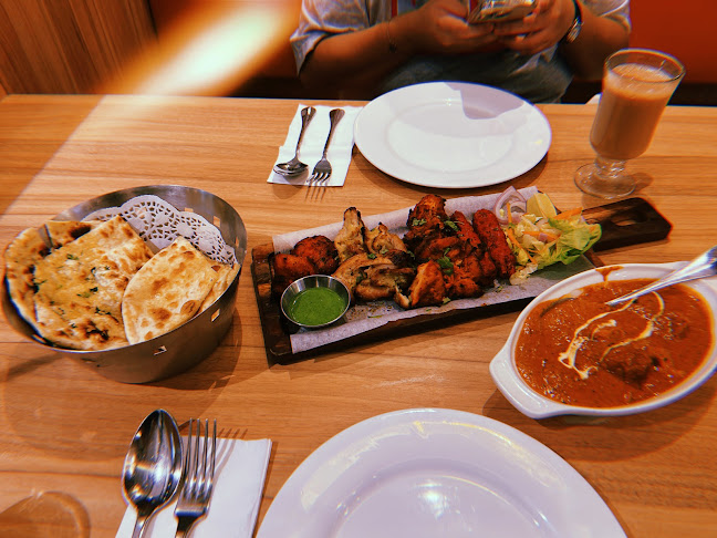 3 Gateway Dr, #02-28 Westgate, Singapore 608532