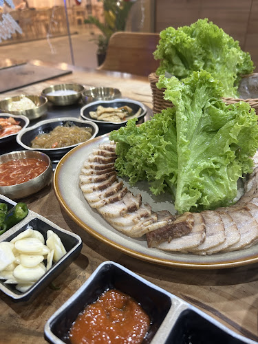 Haedeum Charcoal BBQ - Hospitality and gastronomy