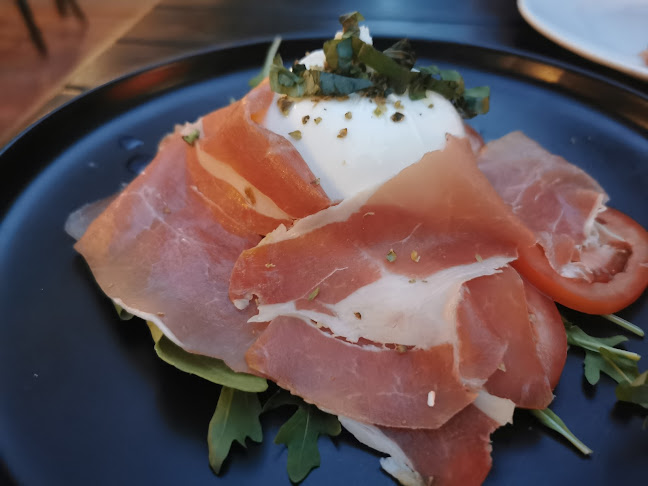 30 Robertson Quay, #01-09 Riverside View, Singapore 238251