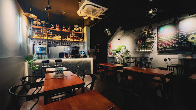 Hashtag #3 Cafe & Bar