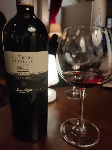 Ling Ling by The Wine Company - Singapore