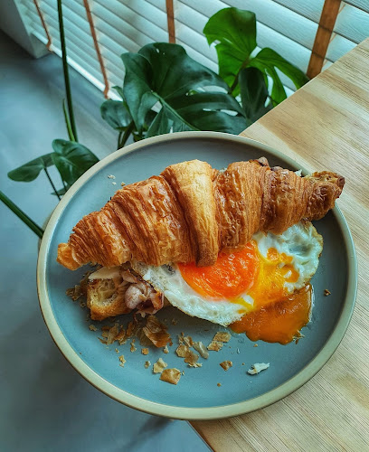 HOUSE DOWNSTAIRS - Hospitality and gastronomy