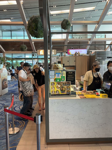 Comentarii opinii despre Tip Top Curry Puff @ T1 Transit