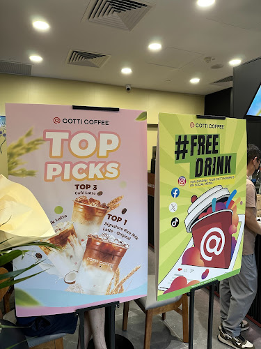 Comentarii opinii despre COTTI COFFEE - THE SELETAR MALL