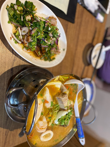 50 Jurong Gateway Rd, #03 - 21 Jem, Singapore 608549