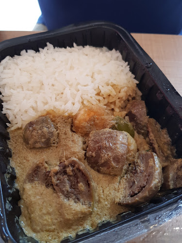 Opinii despre Chef-in-Box Vendcafé @ Blk 766 Pasir Ris în Singapore - Hospitality and gastronomy