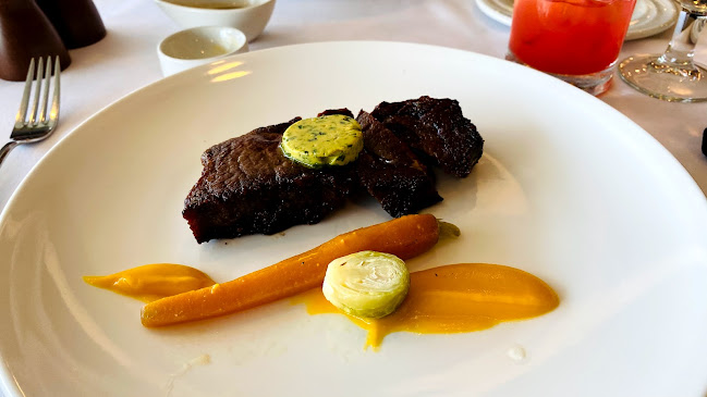 Opinii despre Amber West în Singapore - Hospitality and gastronomy