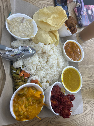 Delhi Curry - Hospitality and gastronomy