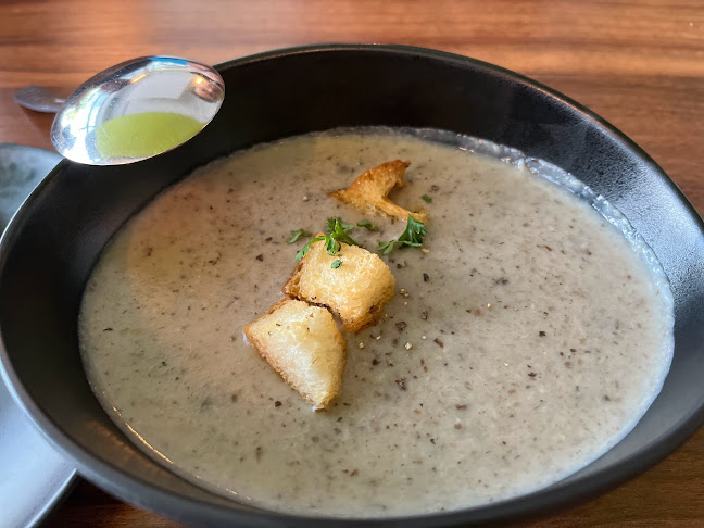 Comentarii opinii despre Nom Bistro